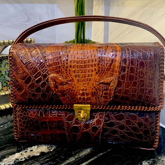 Handbags - ENRICO Genuine Alligator pocketbook Gorgeous!🔥…beautiful condition